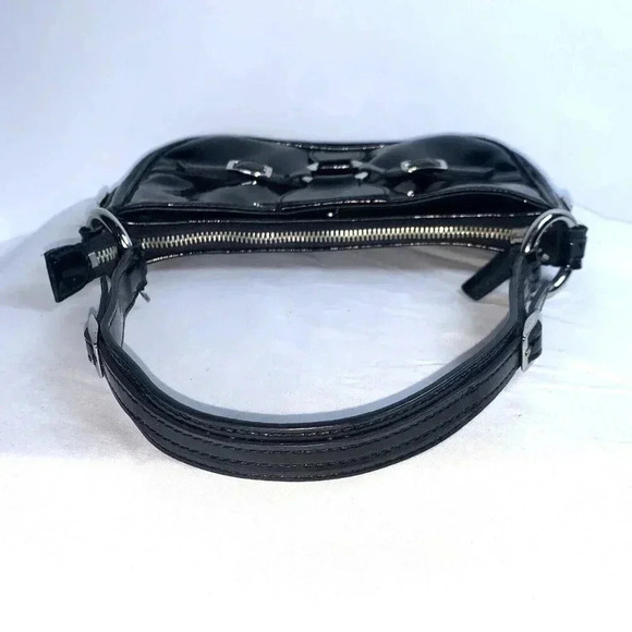 Vintage BCBG Paris Patent Leather Purse Crescent Large O Ring Y2K - Picture 5 of 8